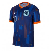 Camiseta Países Bajos Memphis Depay #10 Visitante Equipación Eurocopa 2024 manga corta